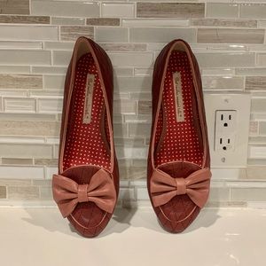 B.A.I.T. Flats size 10